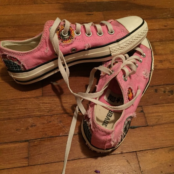 pink all star converse shoes